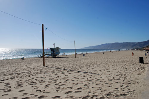 How to get to Zuma Beach in Malibu by Bus?